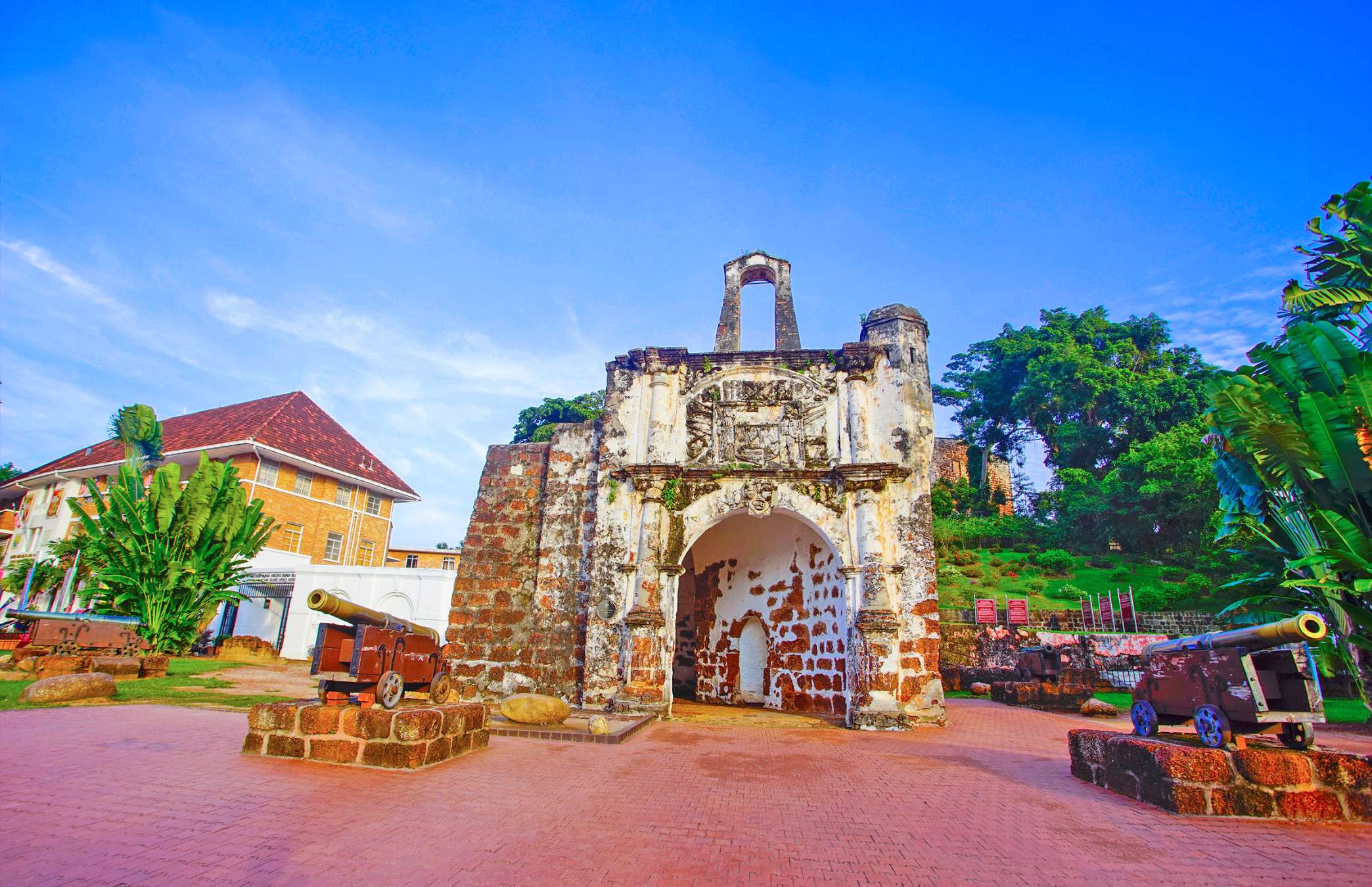 探索雙城 從吉隆坡到獅城 星馬5天團