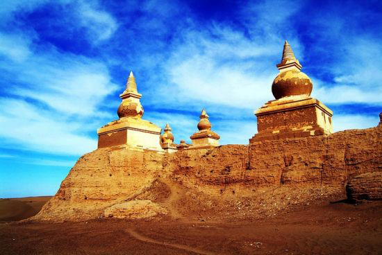 大漠丹霞染金黃、雙林映色醉秋光 秋日童話蘭州8天團