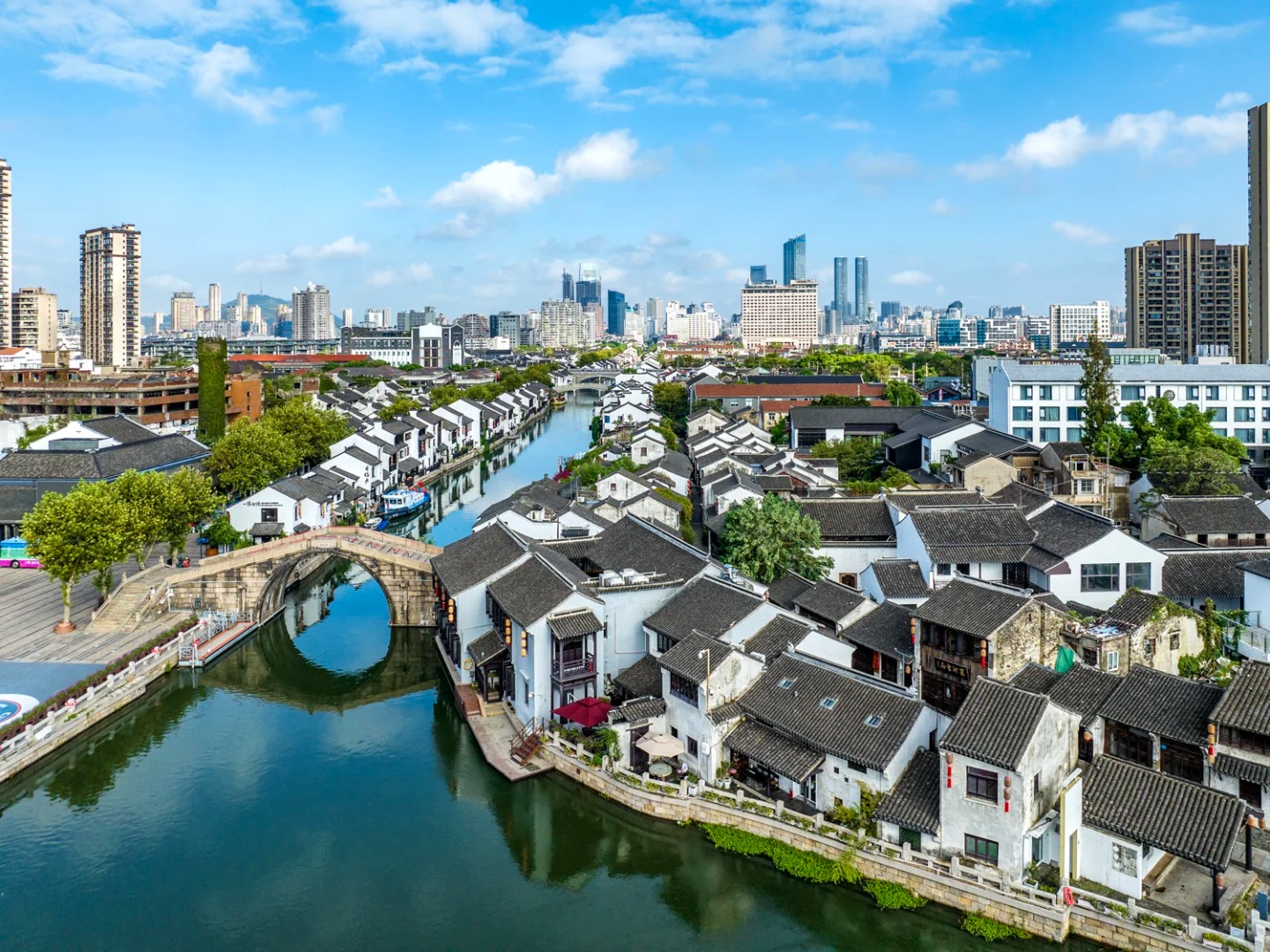 性價比之王今期最抵玩！  蜂巢周莊江南牛首山豪華遊 老山之巔6天團