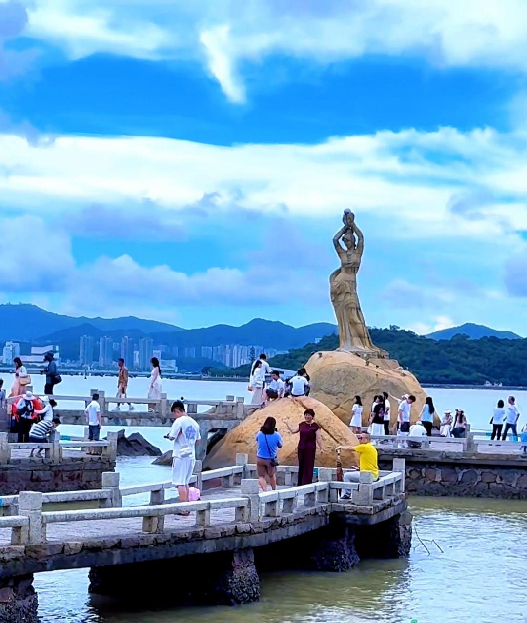 【尋味·大灣區】連住2晚2025全新開業【中山南區希爾頓花園酒店】豪歎【仙鶴神針鴿呑花膠牙揀翅宴】【酒店海鮮自助晚餐】暢遊中山珠海經典景觀美食純玩3天