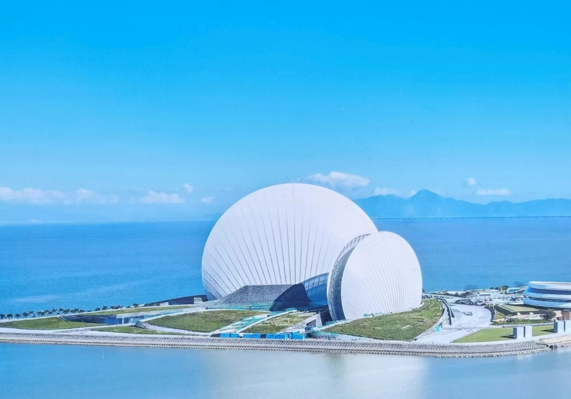 保證連住2晚 2026年全新開業首旅集團旗下五星標準【華業建國飯店】(保證入住約450呎全景落地窗客房） 打卡“皇家園林”《珠海圓明新園》+中國國家地理標誌產品【神灣菠蘿】 、任吃鮮活海鮮、烤榴蓮+現切鮮牛肉烤涮一體自助餐  珠海中山純玩3天