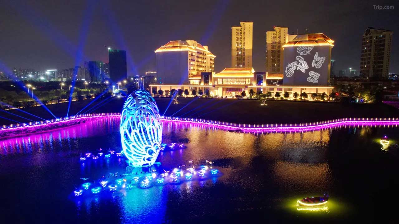 【春節加班】五星標準【雙月灣泰麗雲頂度假酒店】 + 惠州5星標準澳寶集團旗下『千花洲度假酒店』 豪歎2晚酒店《春節豐富海鮮自助晚餐》 暢遊【千花洲生態旅遊區】 純玩3天團