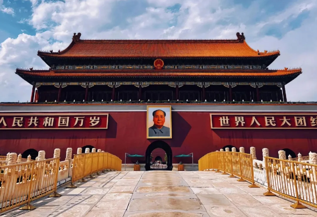 讓您輕鬆領略兩地風華 品地道美味 北京6天團