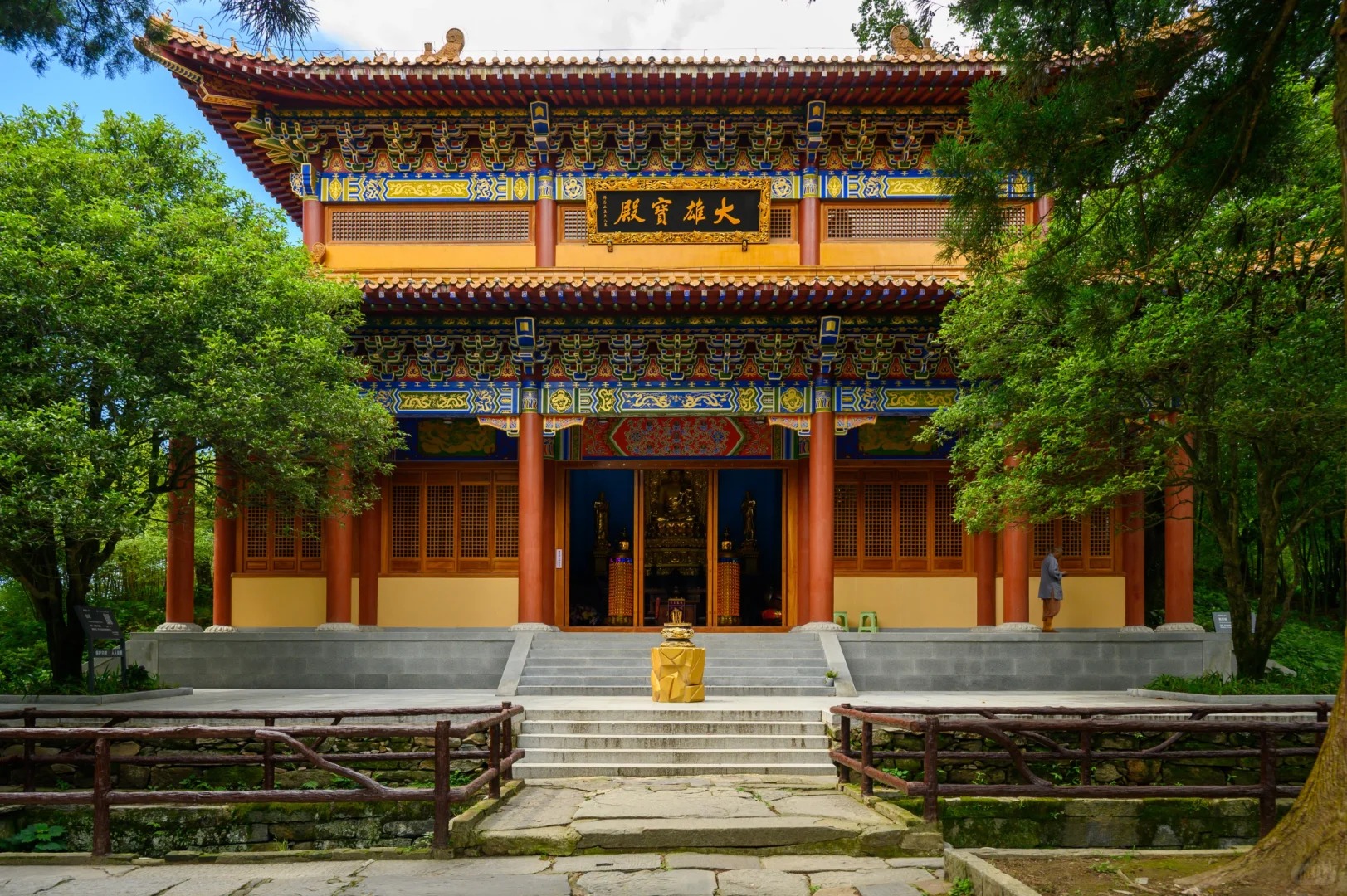 世遺仙境-廬山 不夜城-婺女洲 千年瓷都-景德鎮 江西5天團