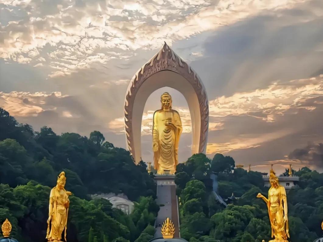 篁嶺曬秋絕景 石城紅楓 秋色江西5天團