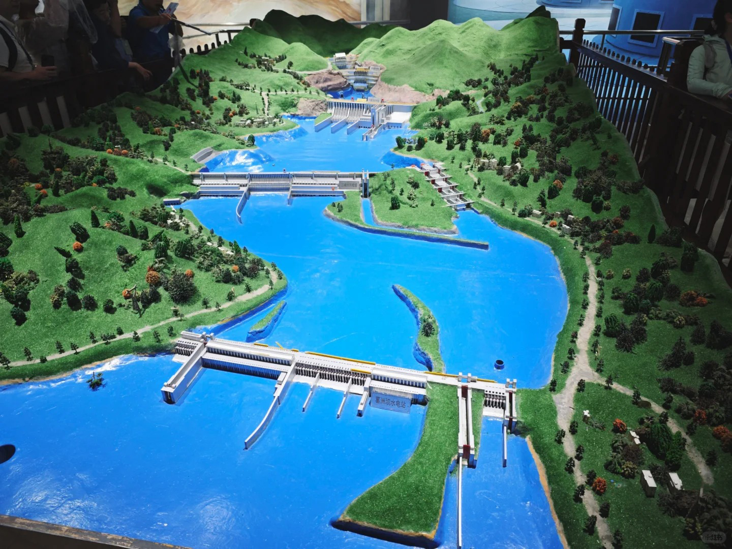 詩意長江走進舉世聞名三峽大壩 ·觀八百里洞庭 巔峰三峽5天團
