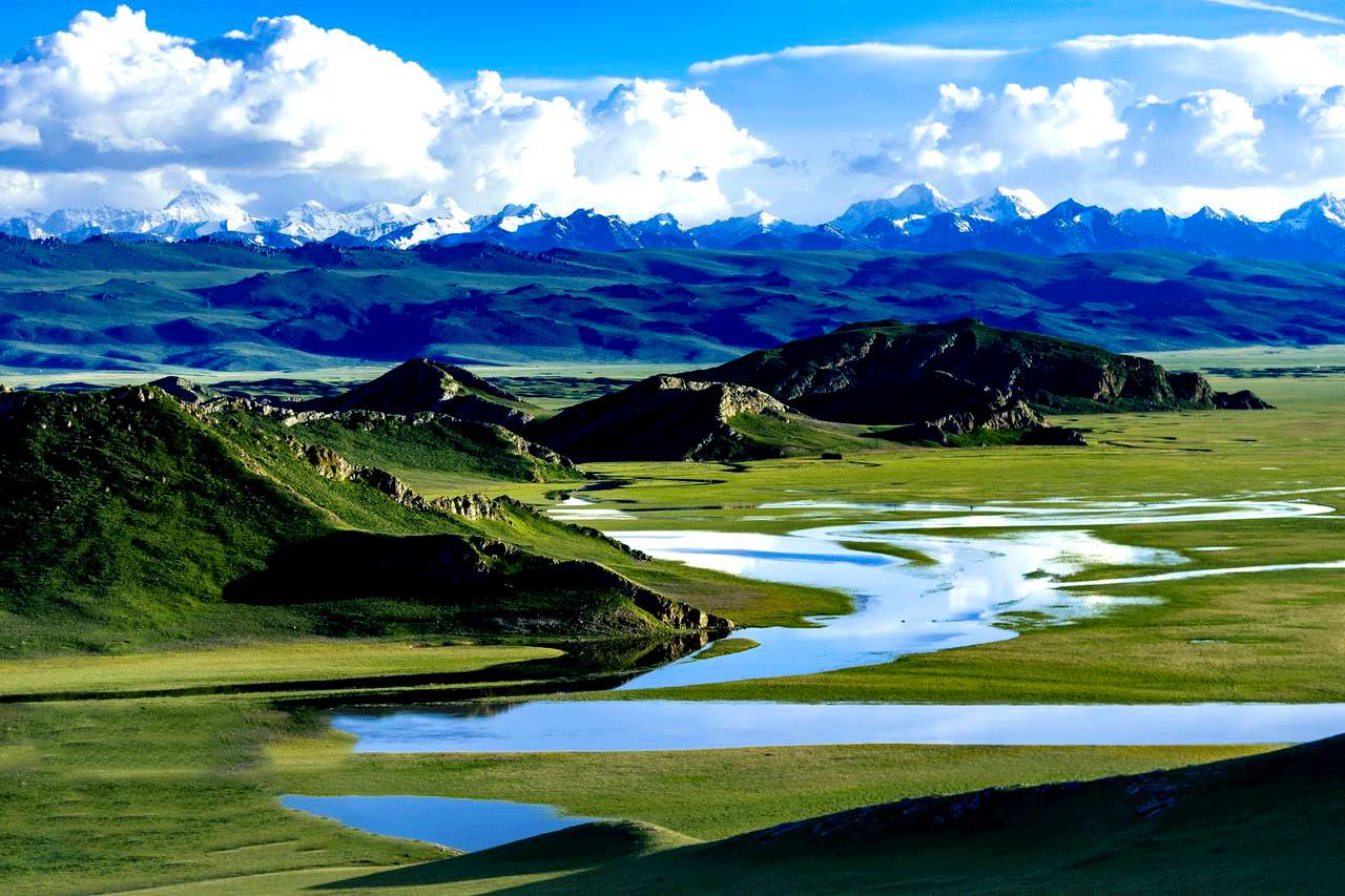 古絲綢南北環線 全景新疆-穿越南北，一步千年直航18天團