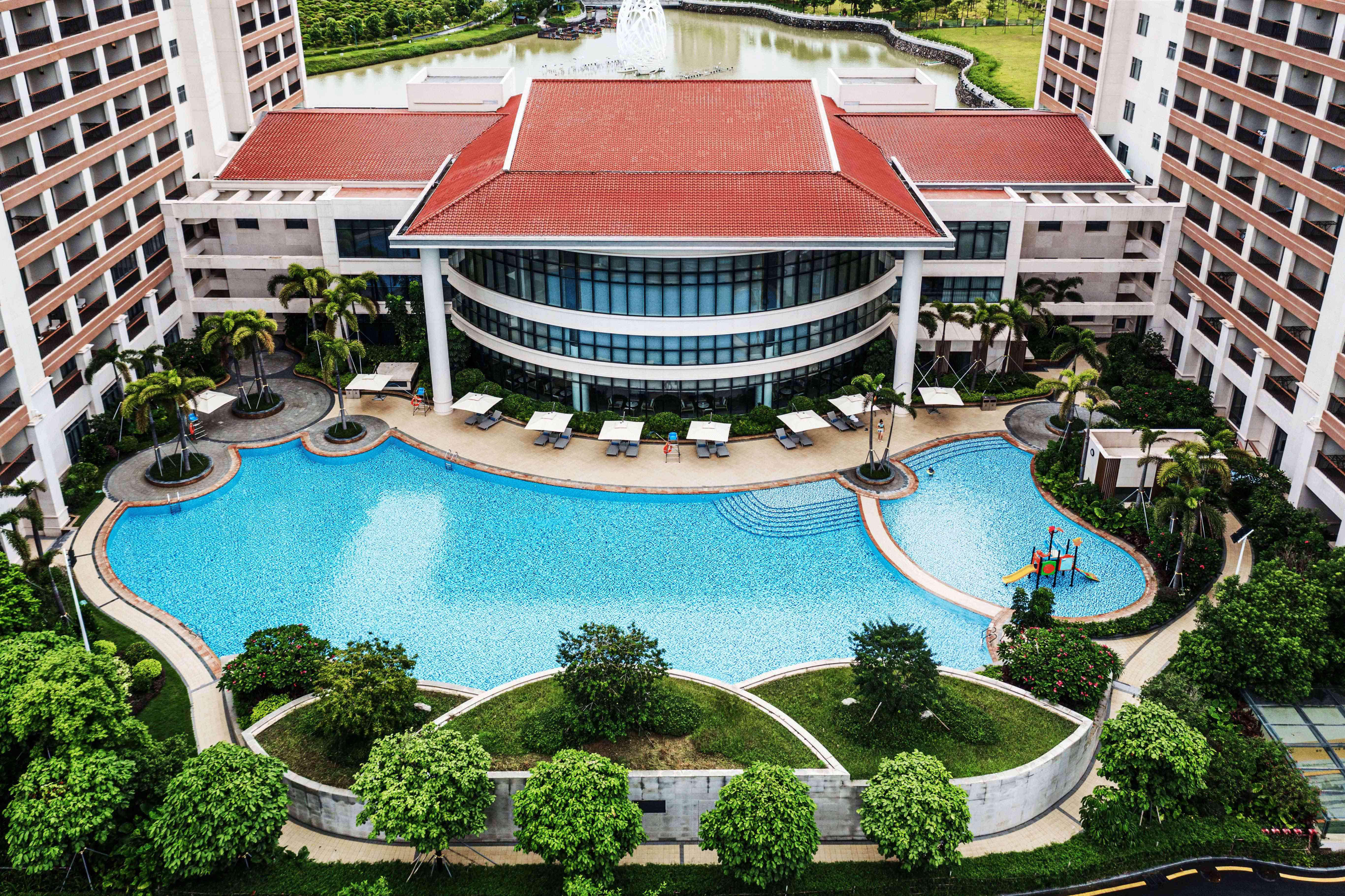 【春節加班】五星標準【雙月灣泰麗雲頂度假酒店】 + 惠州5星標準澳寶集團旗下『千花洲度假酒店』 豪歎2晚酒店《春節豐富海鮮自助晚餐》 暢遊【千花洲生態旅遊區】 純玩3天團