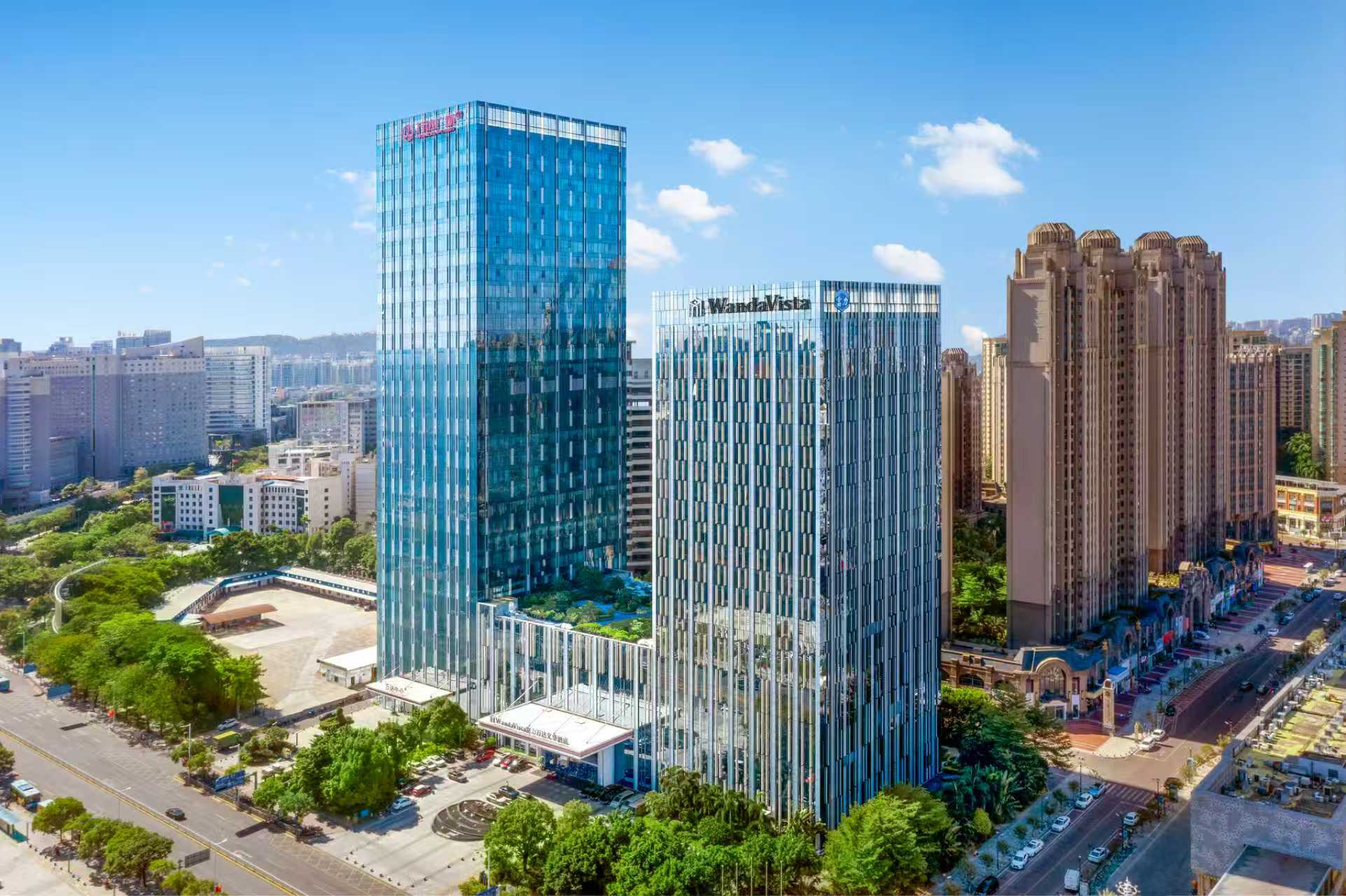 感受地道嶺南風華，保證2晚入住五星東莞富力萬達文華酒店，增城東莞 豪華海鮮自助餐+任食燒鵝美食3 天團