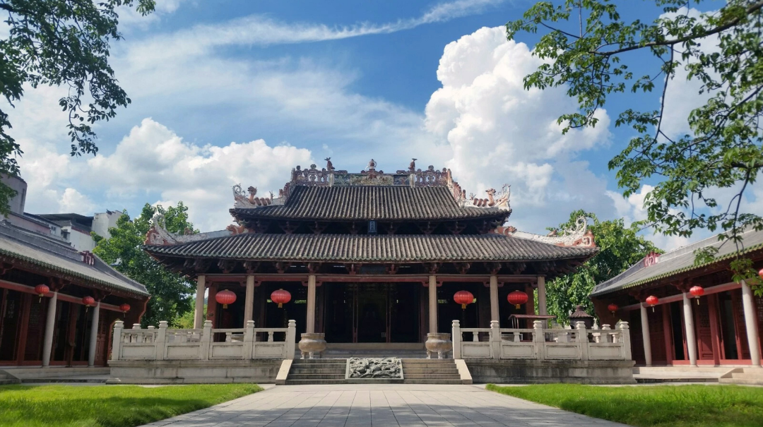 重本船遊星湖濕地公園觀丹頂鶴、暢遊嶺南小故宮、打卡魔法城堡日與夜、任摘任吃中國柑王『皇帝柑』（每人贈送5斤）潮玩肇慶、德慶3天團