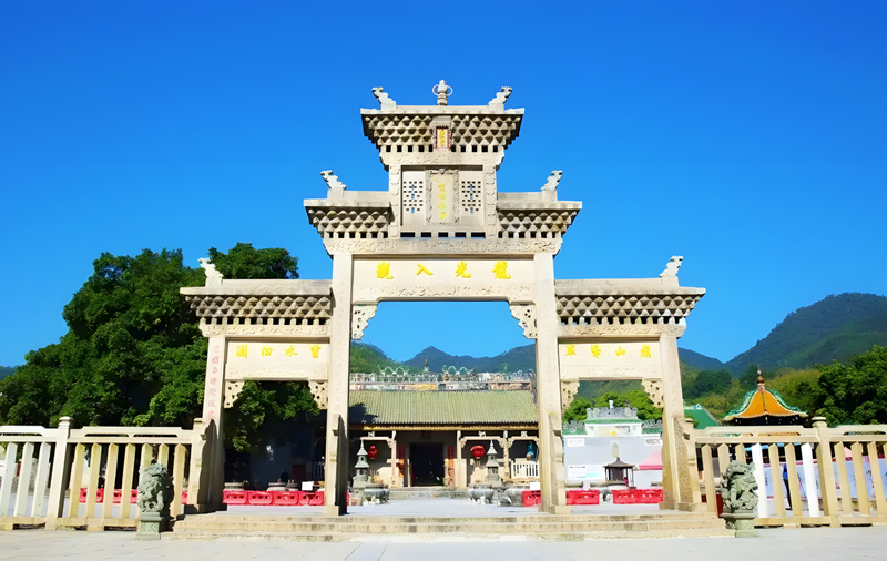 傳承千年香火【龍母祖廟】祈福  任浸星空溫泉 五洞牛肉火鍋宴 3天團