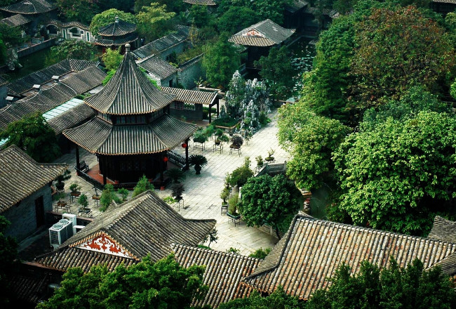 【母親節專場】感恩母親，感恩母愛，不喧嘩，自有聲，歲月如歌，共赴愛的盛宴  歎【五滋六味濃湯翅花膠雞宴】【招牌脆皮雞+特色簸箕魚宴】重本包【大型嶺南韻味Show·廣東宋城千古情】 純玩 2天團