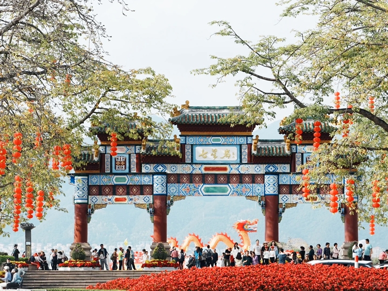 傳承千年香火【龍母祖廟】祈福  任浸星空溫泉 五洞牛肉火鍋宴 3天團