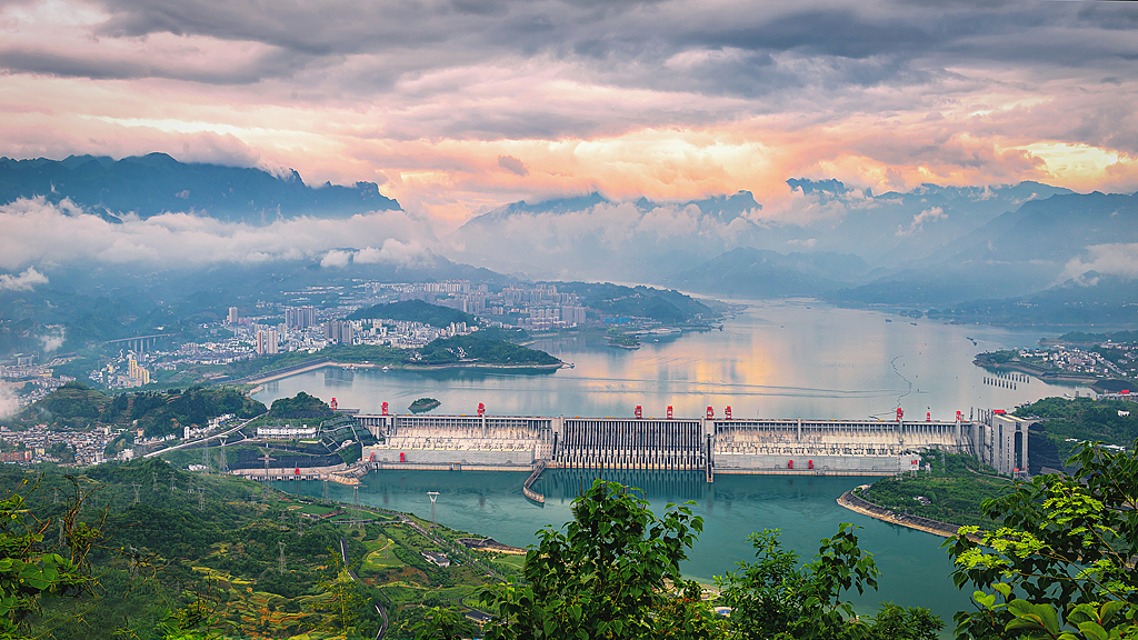 首航鉅獻！盡覽長江兩岸風光 長江雲帆6天團