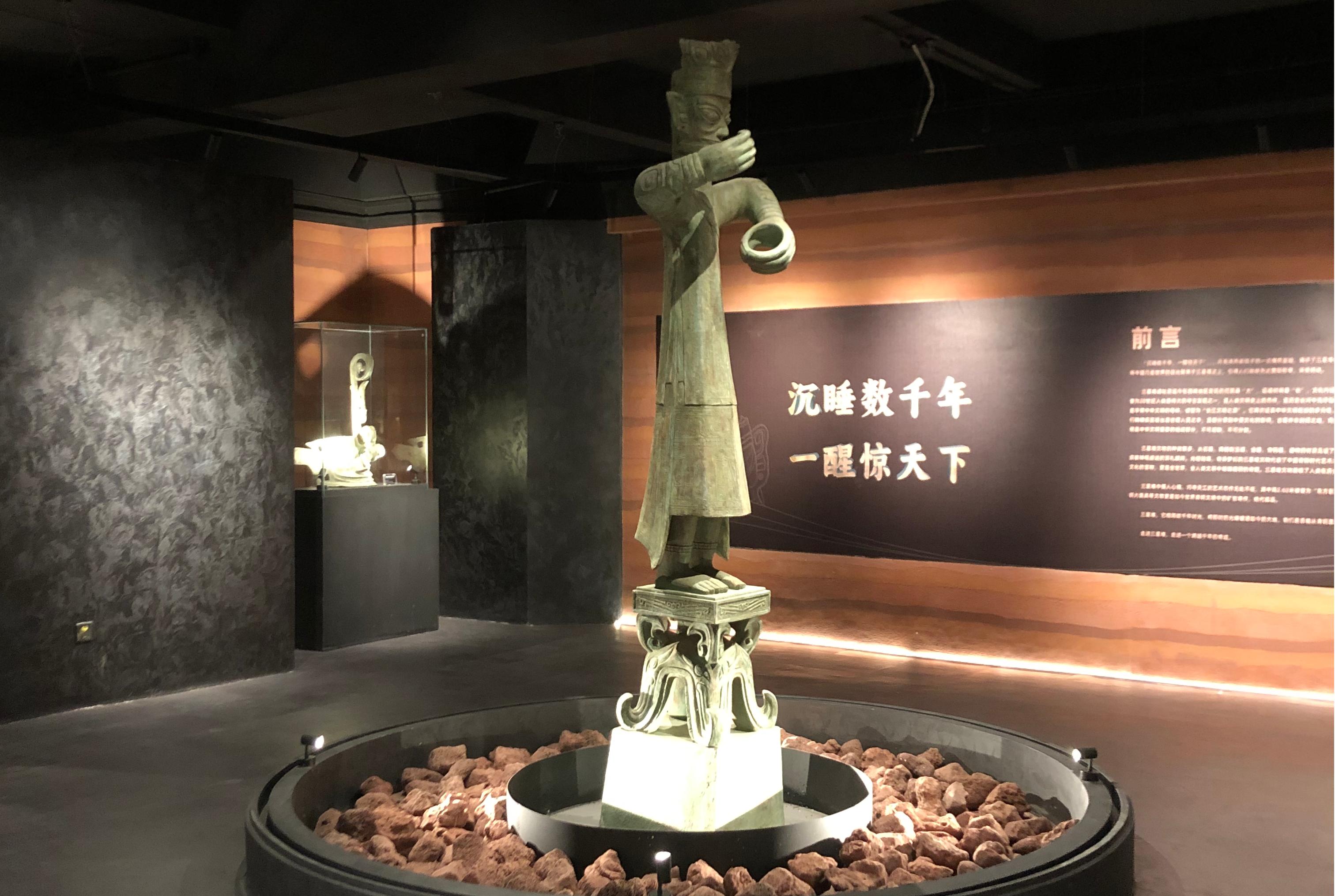 入住國際品牌酒店&圭峰疊翠，漫步西江花海 江門中山純玩2天團