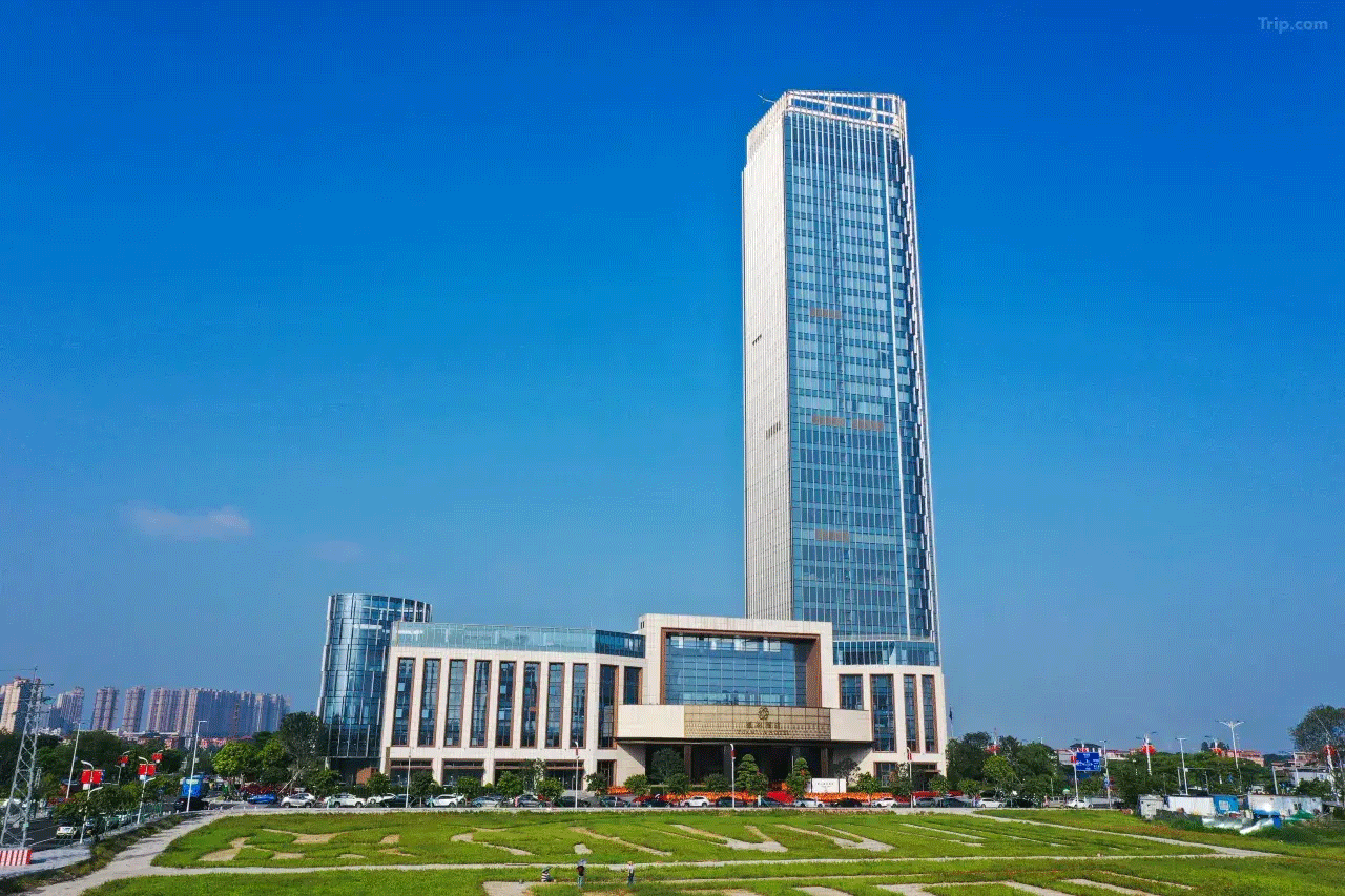 兩晚連住2024年9月全新開業【源林酒店】34樓270°落地玻璃高空景觀餐廳+酒店【美食水療會+水療自助餐】重本包【廣東宋城·千古情】純玩3天團
