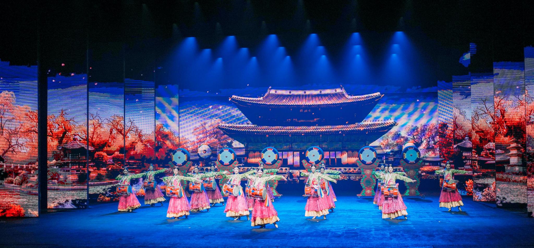 重慶魔幻山城 湖南張家界雙城聯遊 高鐵6天團