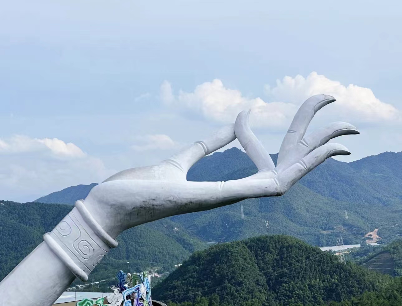 江西 【天龍山】【太平古鎮】打卡客家圍屋燕翼圍 網紅大地之手3天團