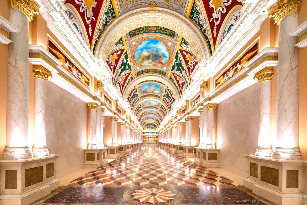 【粉色限定浪漫】打卡紫花風鈴木开成整山粉色的浪漫海 純玩2天團