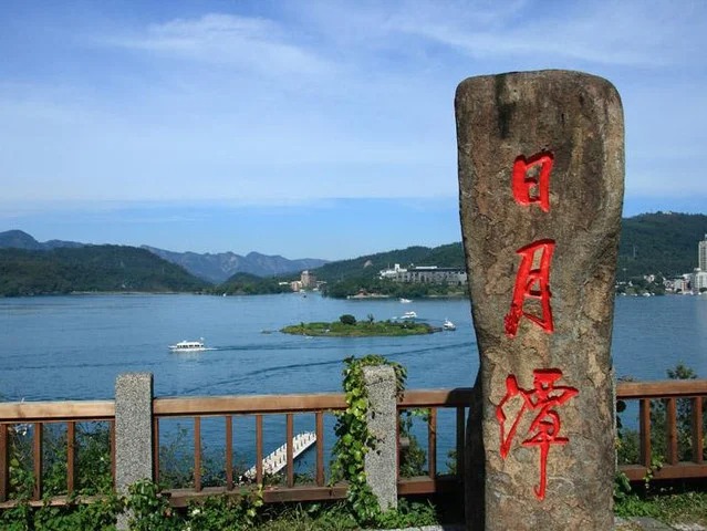 台灣環島 玩轉高雄、台中、台北5天團