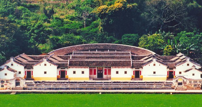 保證入住定南首家五星格蘭雲天酒店-江西【三百山】國家AAAAA級景區遊覽周恩來題字石、護源亭、東江第一瀑、玻璃橋、護源石、天池等 純玩3天團