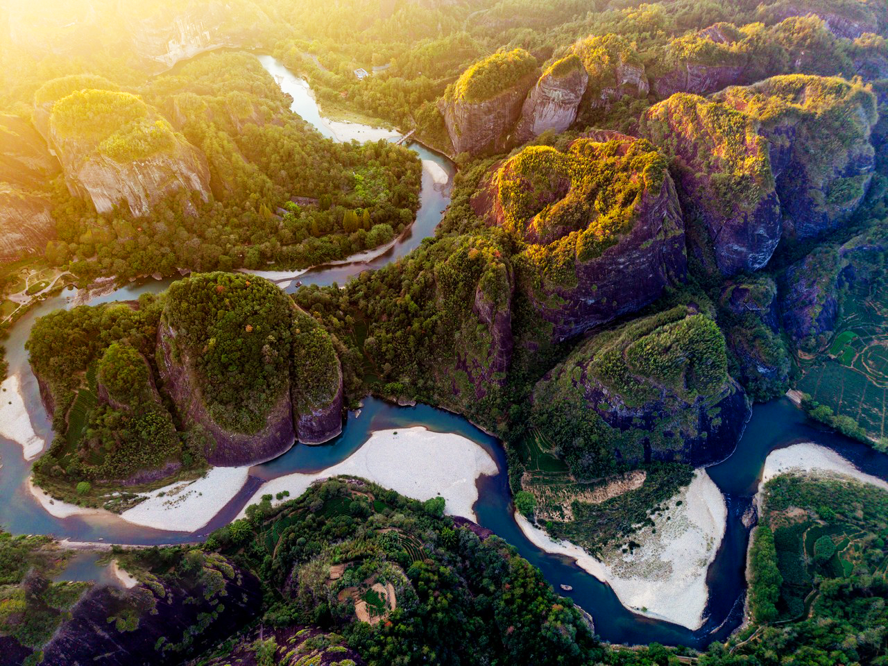 丹霞秘境 尋幽武夷 福建4天團