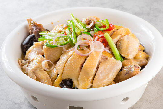 【母親節專場】感恩母親，感恩母愛，不喧嘩，自有聲，歲月如歌，共赴愛的盛宴  全程食足6餐 純玩 2天團