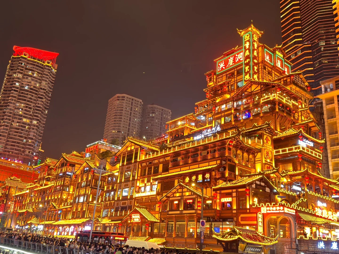 首航鉅獻！盡覽長江兩岸風光 長江雲帆6天團