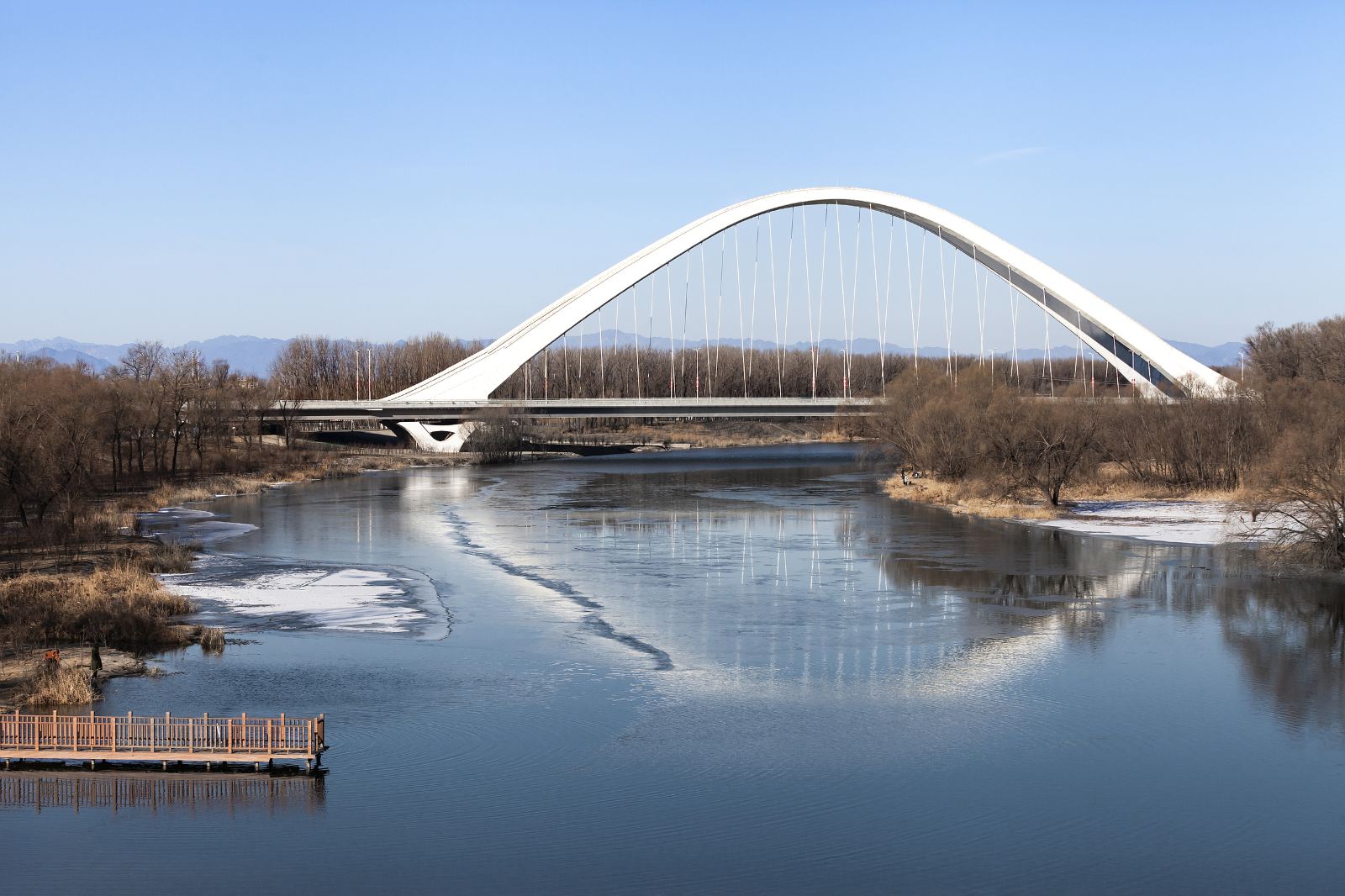 秋賞北京：紅葉、花海、秋杏葉（季節限定）故宮博物院 直航6天團