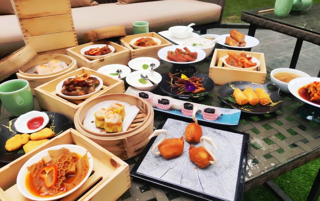望千燈齊亮，打卡“水城夜市”【無限任食上百種地道粵式點心】純玩2天團