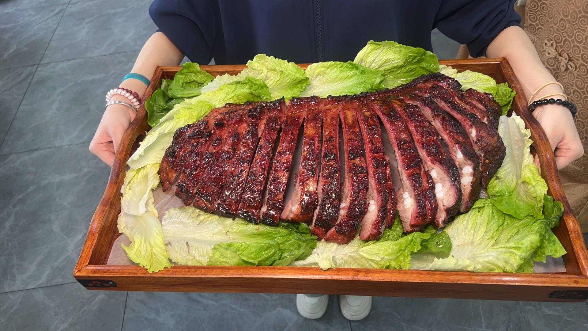 【母親節專場】感恩母親，感恩母愛，不喧嘩，自有聲，歲月如歌，共赴愛的盛宴     享五星標準酒店 歎【一魚四味+招牌水晶雞宴】【特色擒拿手抓燒排骨宴】 純玩 2天團