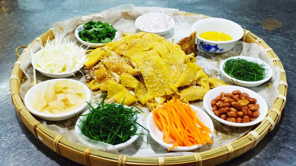 【一年一度禾雀花節】潮遊~世界紀錄【黃騰峽生態旅遊景區】（重本包入場門票+遊覽天門懸廊玻璃橋(重本包雙程纜車)+2025全新大型實景演出 鳳凰樂土·山水麗人 清遠美食純玩 2天團