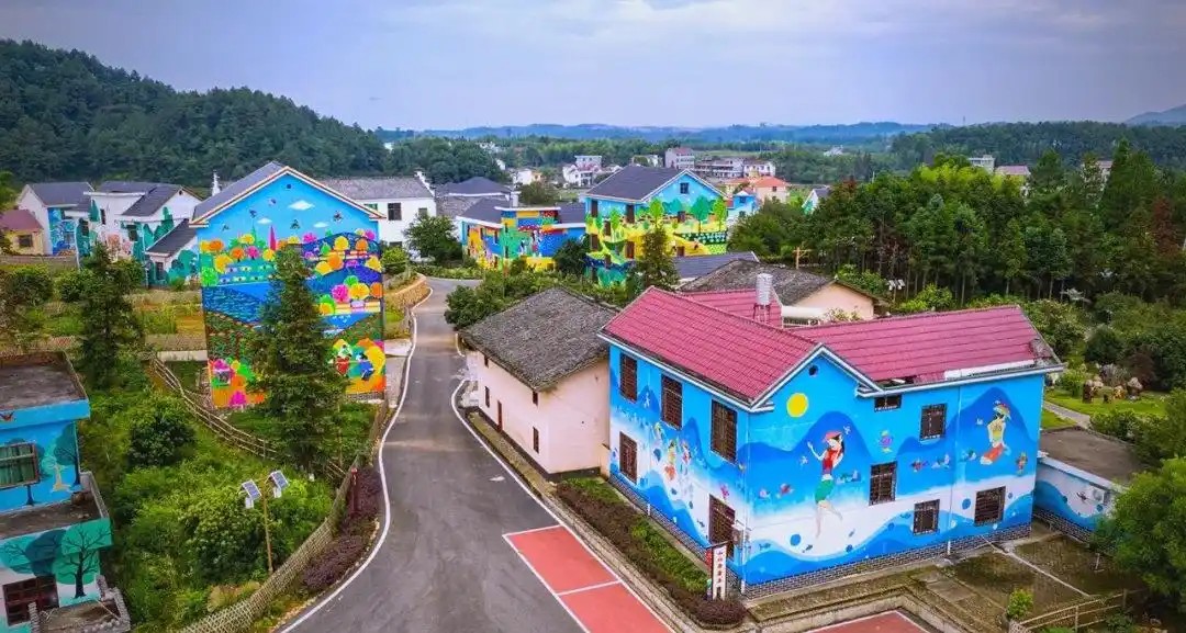 保證連住兩晚【長天遂川賓館】+【贛州三百山溫泉度假區】無限次浸泡富硒溫泉  暢玩“全球十大最美梯田之一”【桃源梯田】 純玩4天團