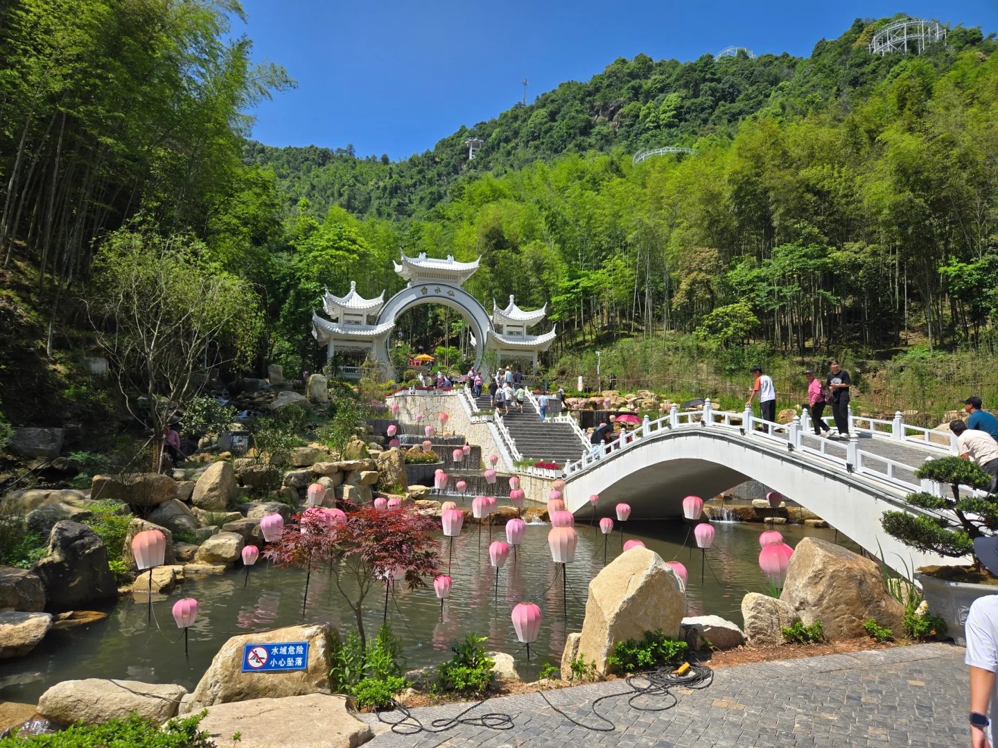 保證連住兩晚【長天遂川賓館】+【贛州三百山溫泉度假區】無限次浸泡富硒溫泉  暢玩“全球十大最美梯田之一”【桃源梯田】 純玩4天團
