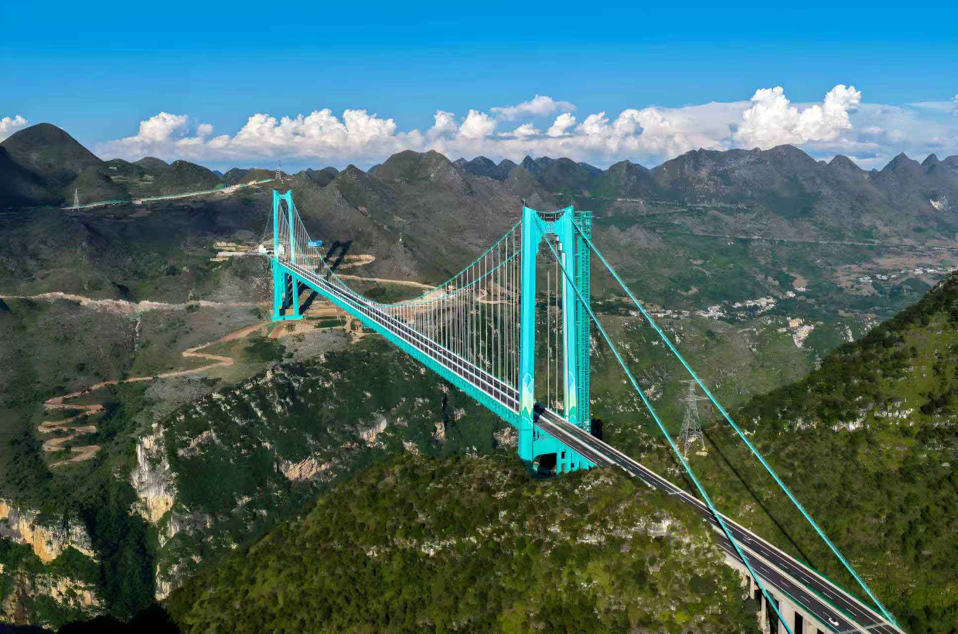 【西九龍往返】貴州國家5A【黃果樹瀑布】貴州新地標【花江峽谷大橋】船遊【萬峰湖景區】高鐵純玩5天團