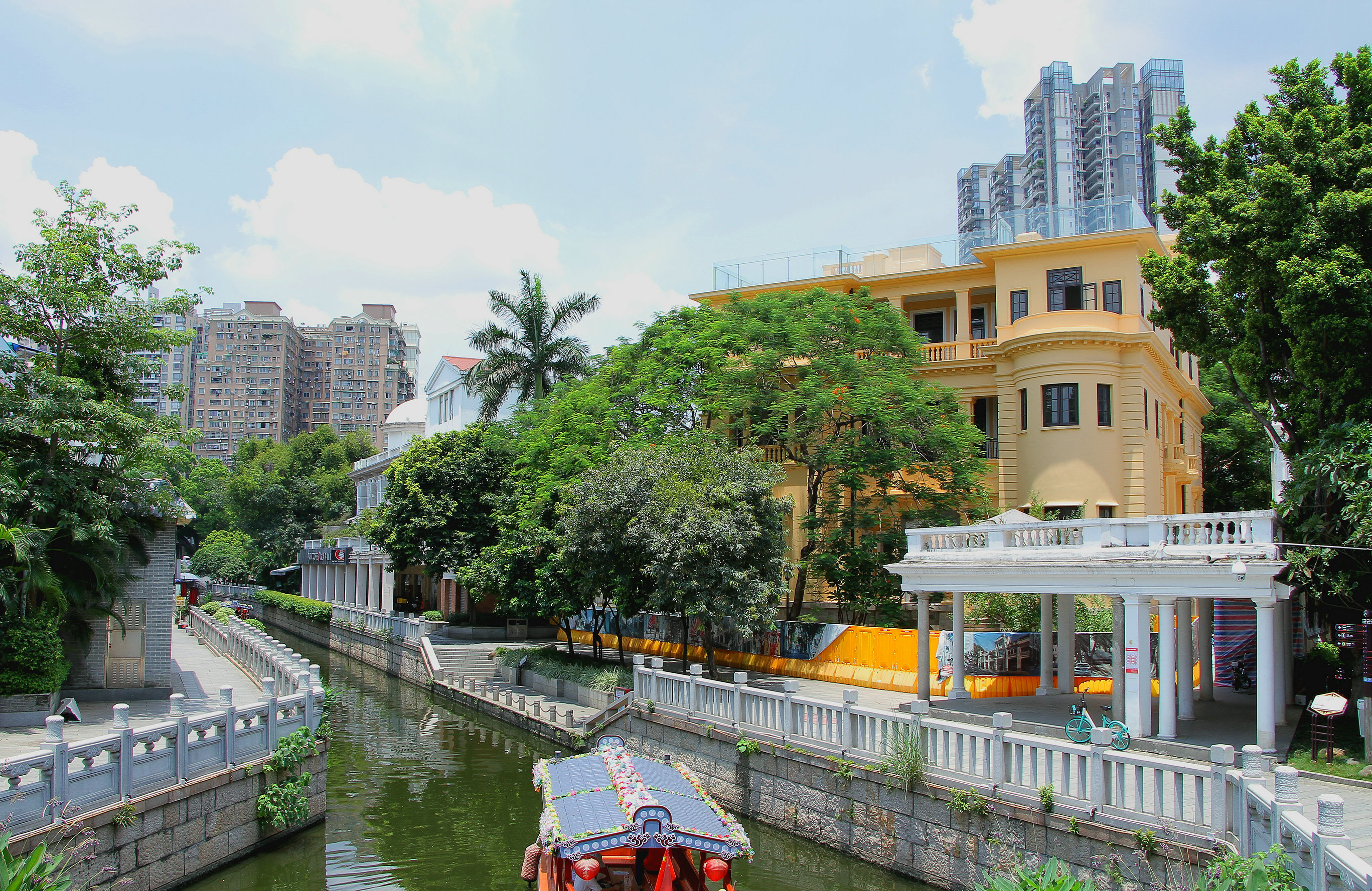 尋味嶺南·穿梭老城古巷· “手工體驗”作坊·欣賞正宗粵劇表演·品【百年老字號榮華富貴雞宴】【滋味佛跳牆宴】【鳳城馬姐私房菜宴】佛山中山純玩2天團