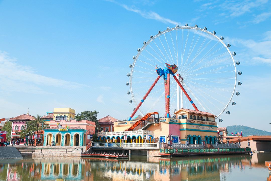 【春節加班】兩晚連住國際品牌【順德華美達酒店】各式新春互動活動感受地道春節氣氛 豪歎【新春豐富海鮮自助晚餐】暢玩【廣東宋城千古情】【西樵山】登高祈福 純玩3天團