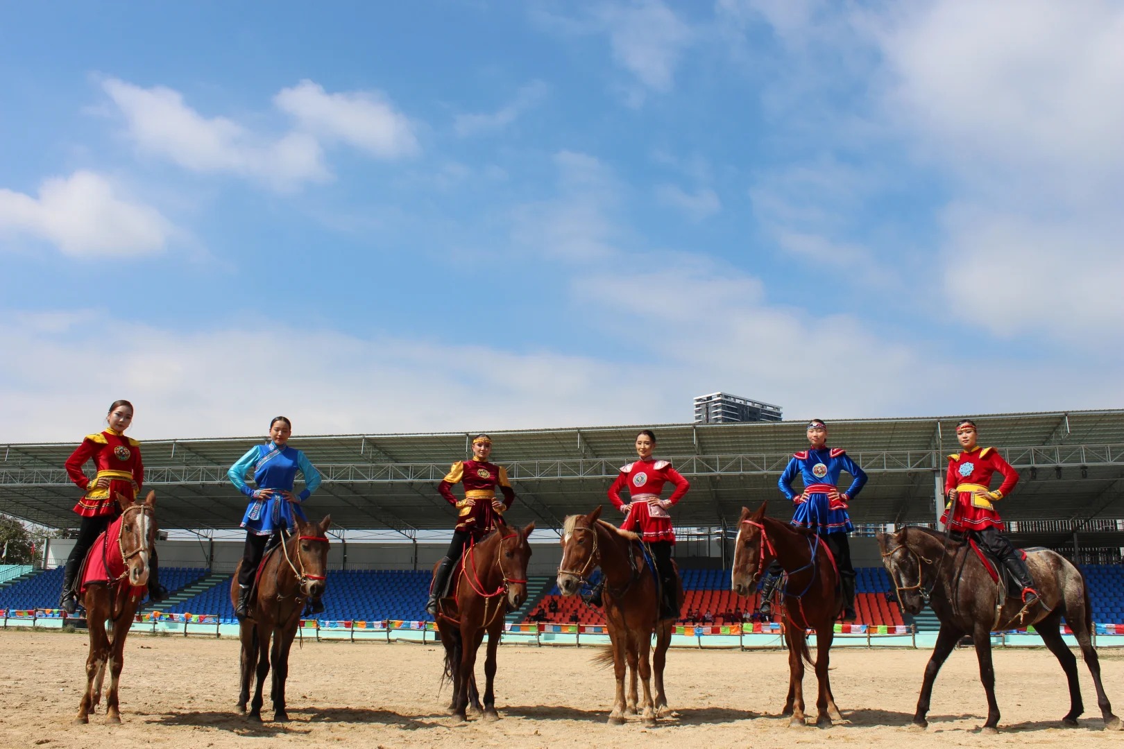 四會首屆南瓜節+蒙古大營馬術表演  四會肇慶2天團
                    