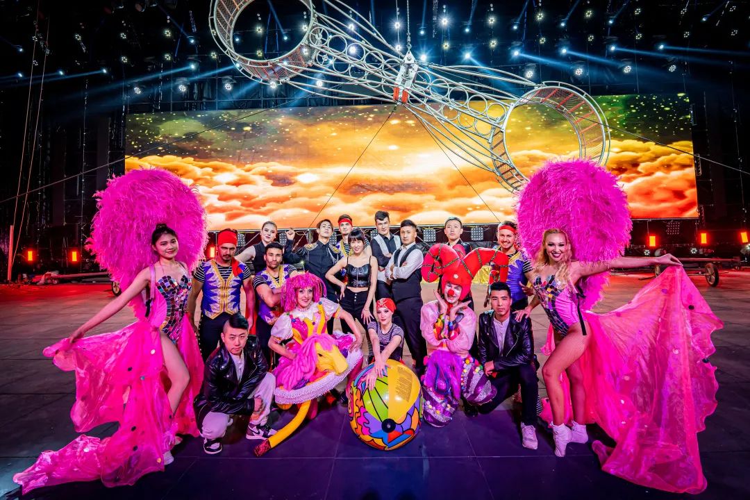 【春節加班】在廣州過大年賞花燈·慶新春 開啟一場視覺盛宴 入住增城五星標準【三英溫泉渡假酒店】豪歎【新春豐富海鮮自助晚餐】任浸酒店內50多個養生池【溶洞溫泉】【養生溫泉區】【水療溫泉區】純玩 4天團