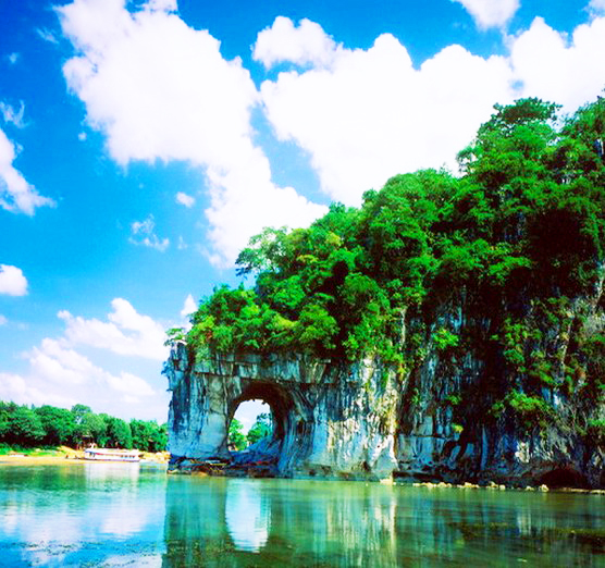 山水如畫 碧水長歌 超值桂林4天團