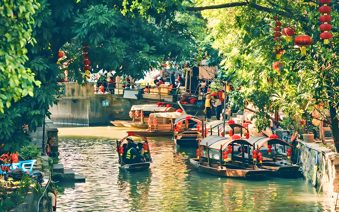 【春節加班】兩晚連住國際品牌【順德華美達酒店】各式新春互動活動感受地道春節氣氛 豪歎【新春豐富海鮮自助晚餐】暢玩【廣東宋城千古情】【西樵山】登高祈福 純玩3天團