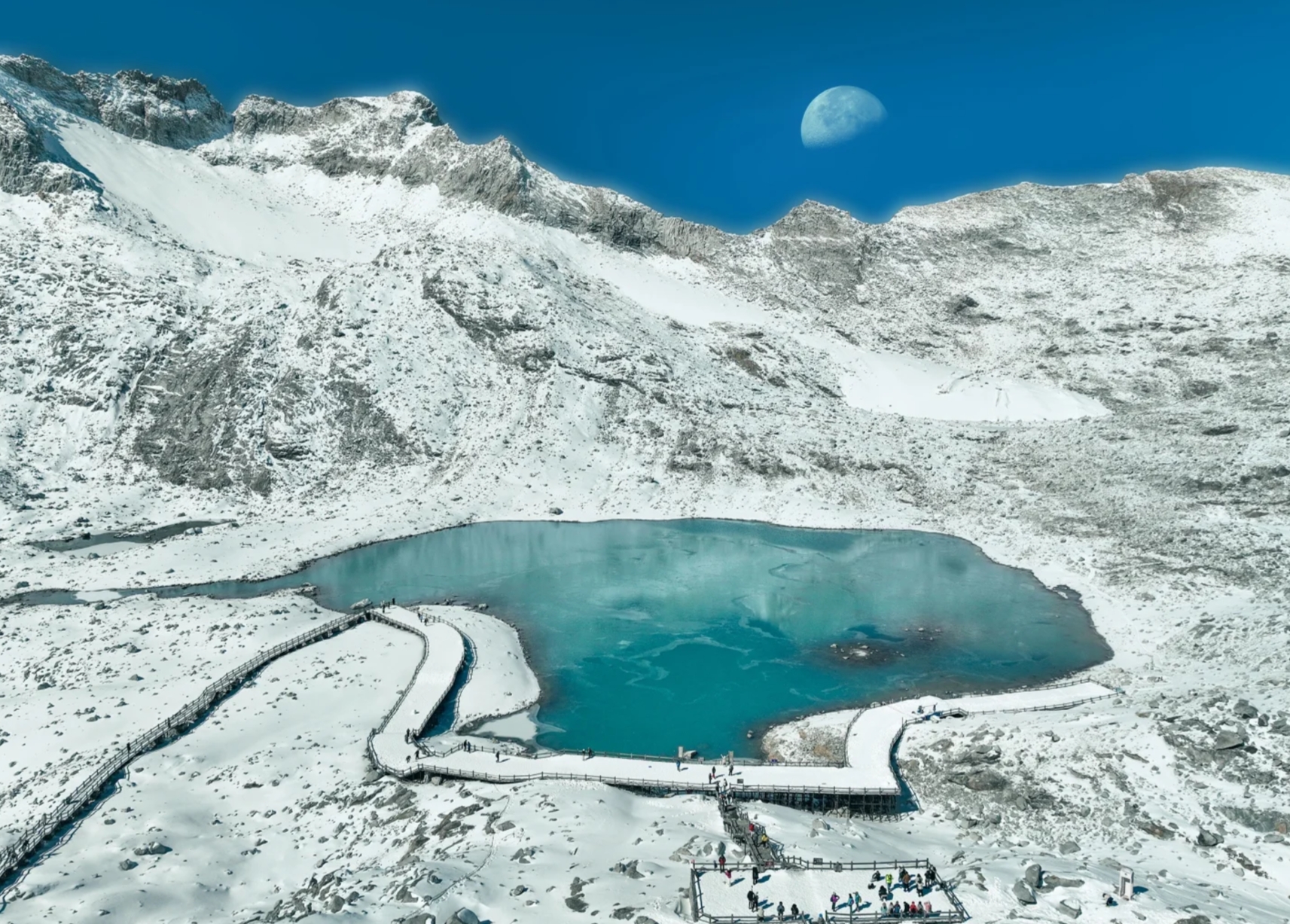 冬季九寨溝達古冰川樂山峨眉山旅程 8天團