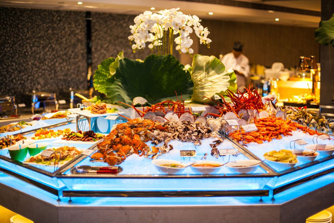 【春節加班】兩晚連住國際品牌【順德華美達酒店】各式新春互動活動感受地道春節氣氛 豪歎【新春豐富海鮮自助晚餐】暢玩【廣東宋城千古情】【西樵山】登高祈福 純玩3天團