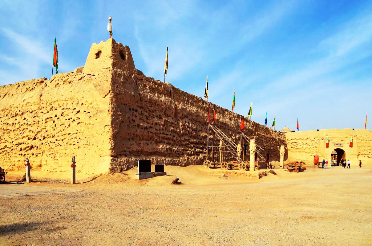 冬遊銀川 夢回萬年冬韻 直航5天團