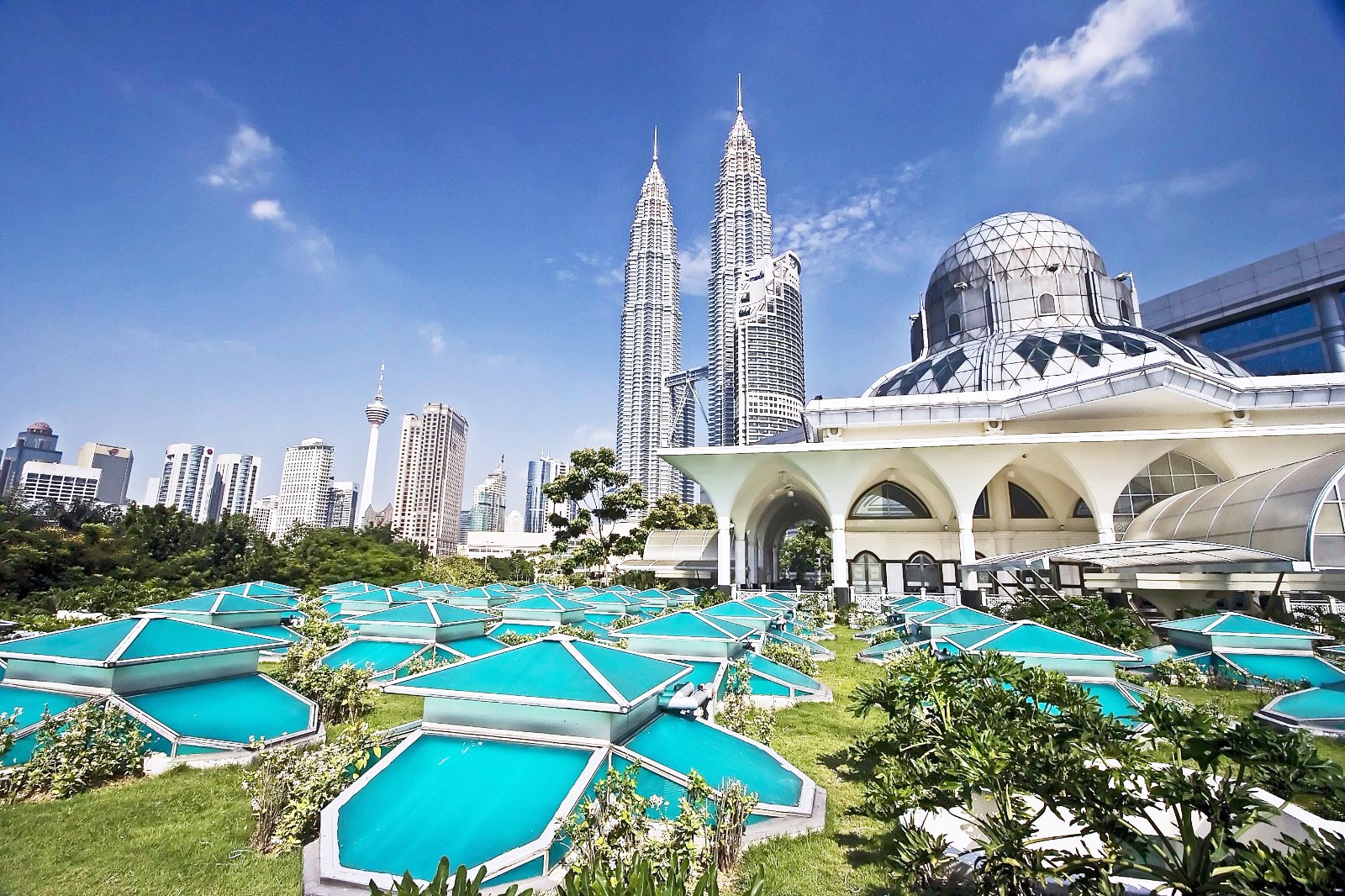 打卡勝地城市地標 「雙子塔」吉隆坡5天團