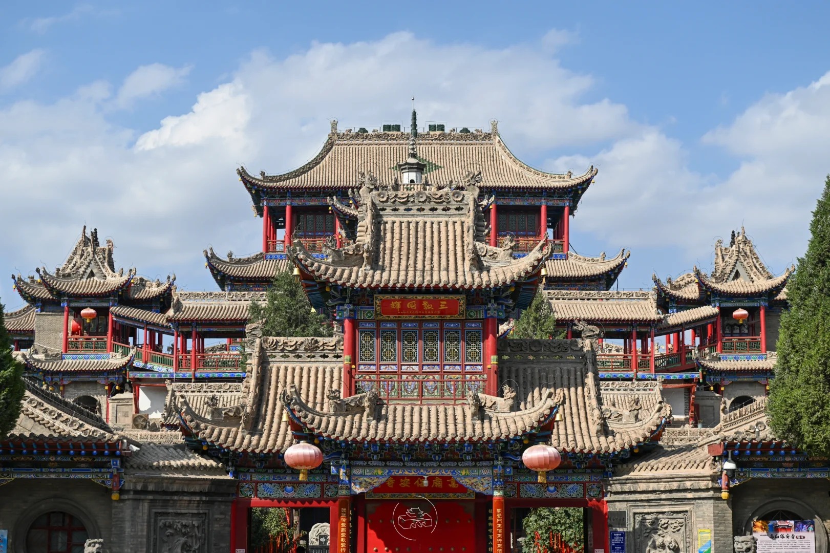 四省聯遊：甘肅-青海-寧夏-內蒙 直航8天團