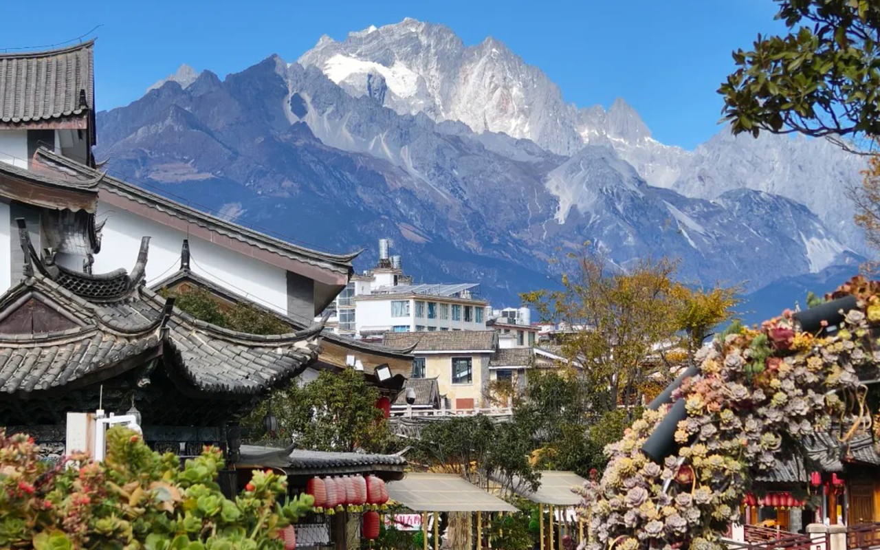 麗江 瀘沽湖 香格里拉 石卡雪山 特選雲南8天團