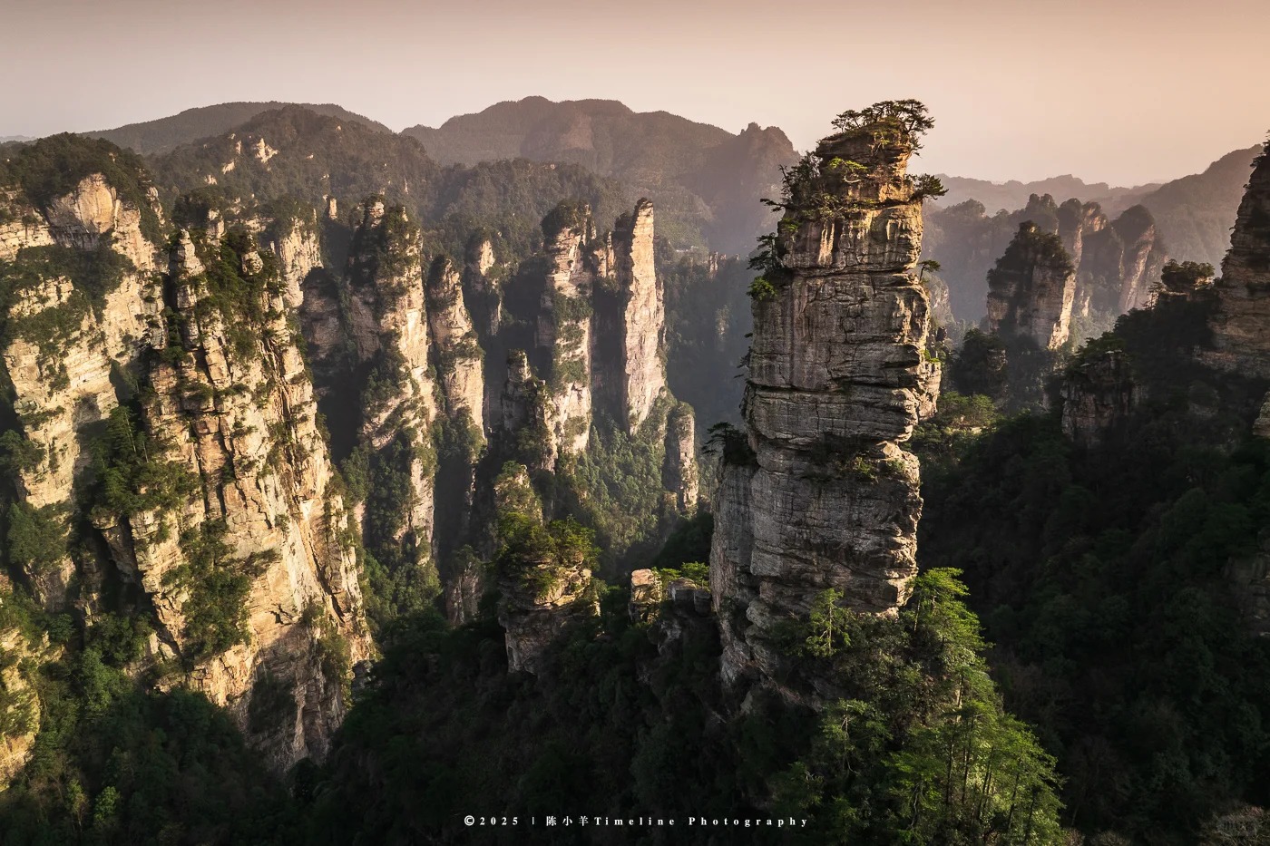 天工開畫卷 大地雕刻的雲中傳奇 張家界6天團