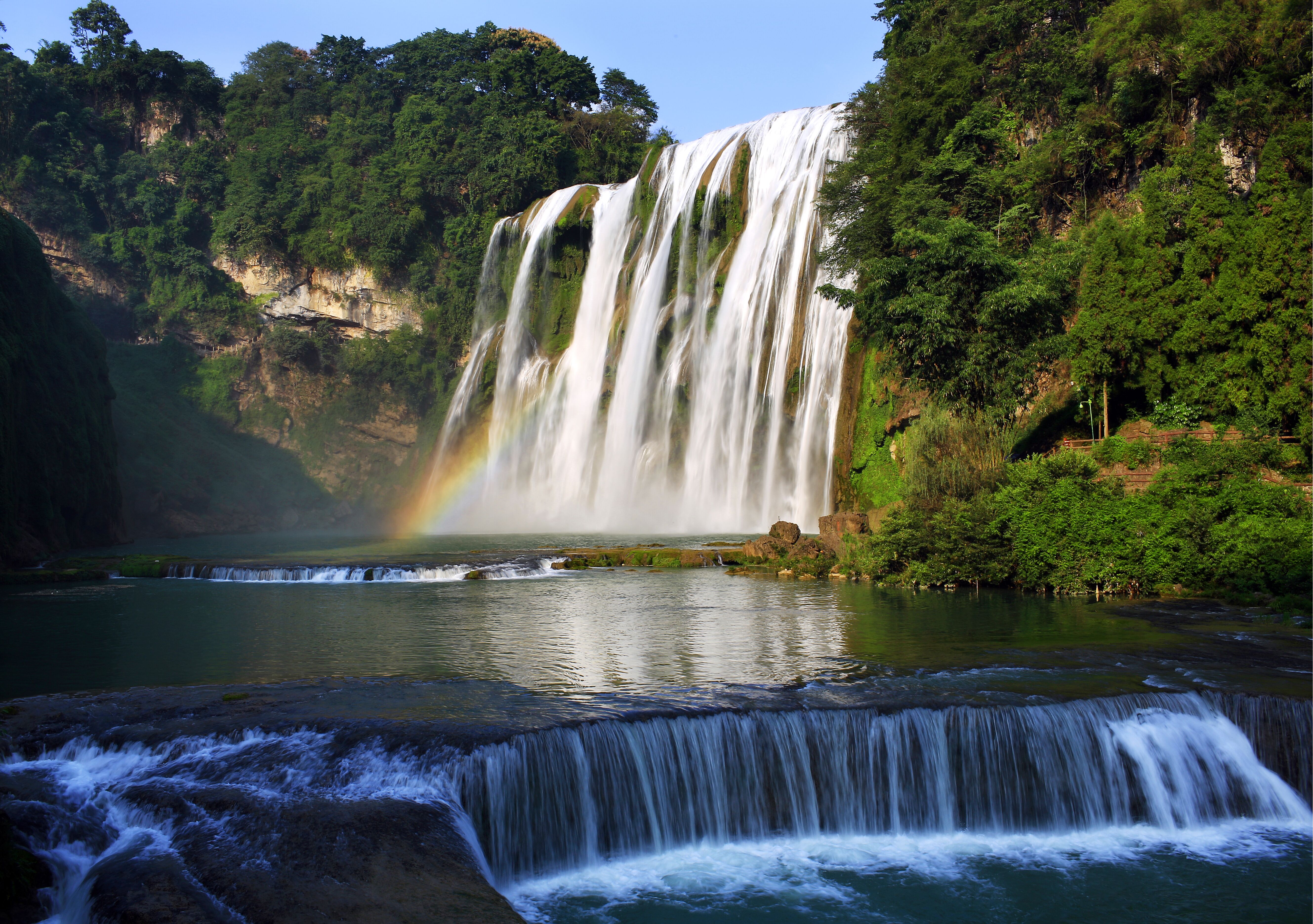 【西九龍往返】春櫻之約 穿越萬畝櫻花海 全程5星標準高鐵純玩5天團