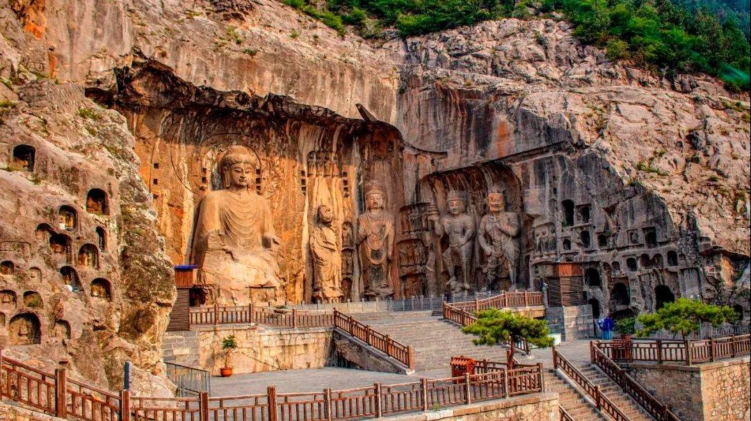 保證入住2025年全新開業【廣州白雲機場雅閣國際大酒店】歎【酒店海鮮自助晚餐】【薰衣草蔥油雞宴】天半團